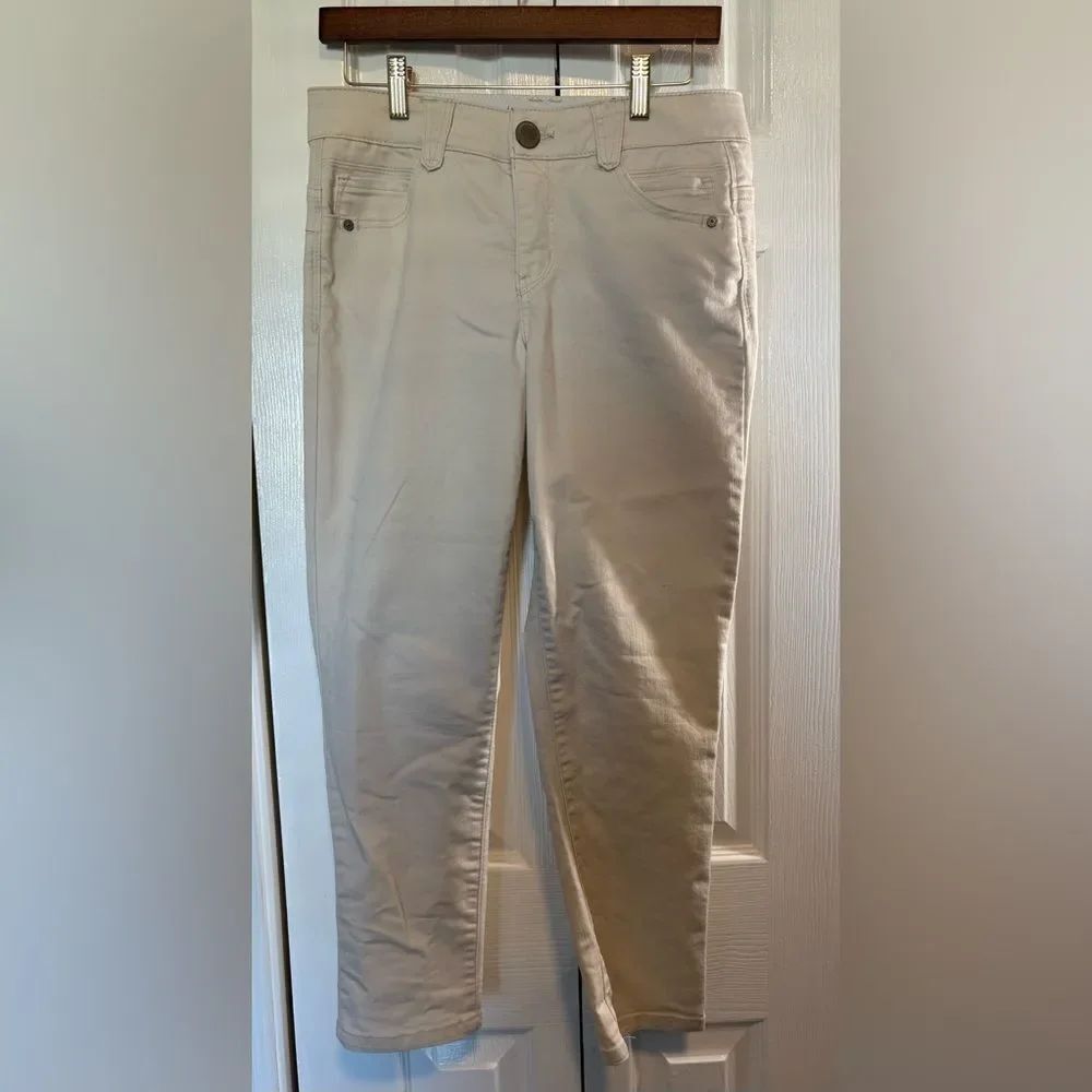 Democracy Women's Cream Chinos